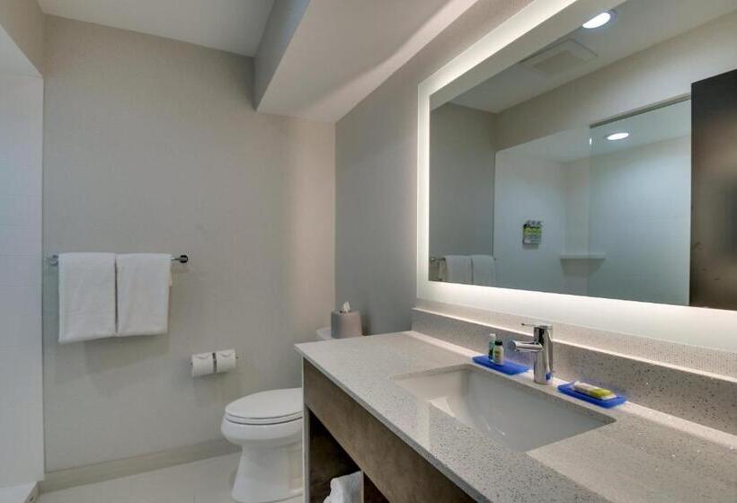 اتاق کلاس بیزنس, Holiday Inn Express Fishkill, An Ihg