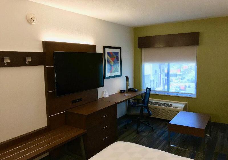 اتاق استاندارد با تخت بزرگ, Holiday Inn Express Fishkill, An Ihg