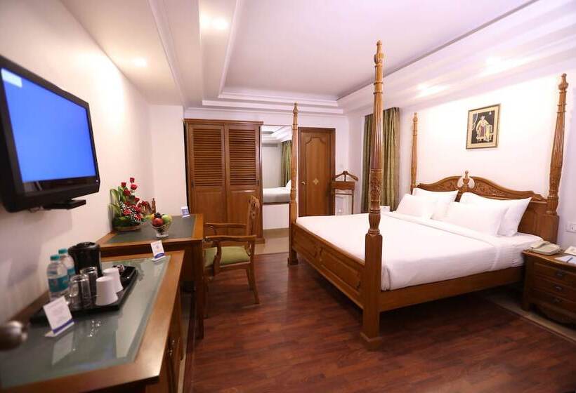 Premium Suite, Shravanti Sarovar Portico Bengaluru