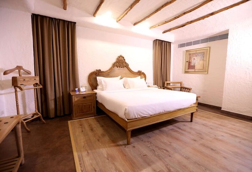 Люкс Премиум, Shravanti Sarovar Portico Bengaluru