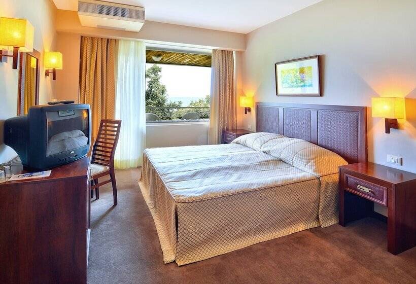 اتاق استاندارد با چشم‌انداز دریا, Lotos Hotel   Riviera Holiday Club