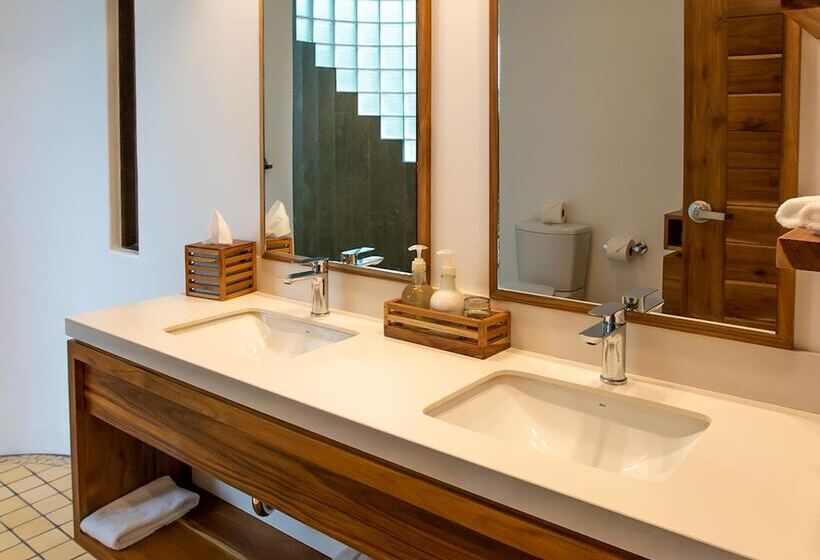 سوییت, Arenas Del Mar Beachfront & Rainforest Resort Member Of The Cayuga Collection