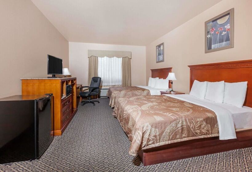 Standard Room 2 Double Beds, Days Inn & Suites By Wyndham Mcalester