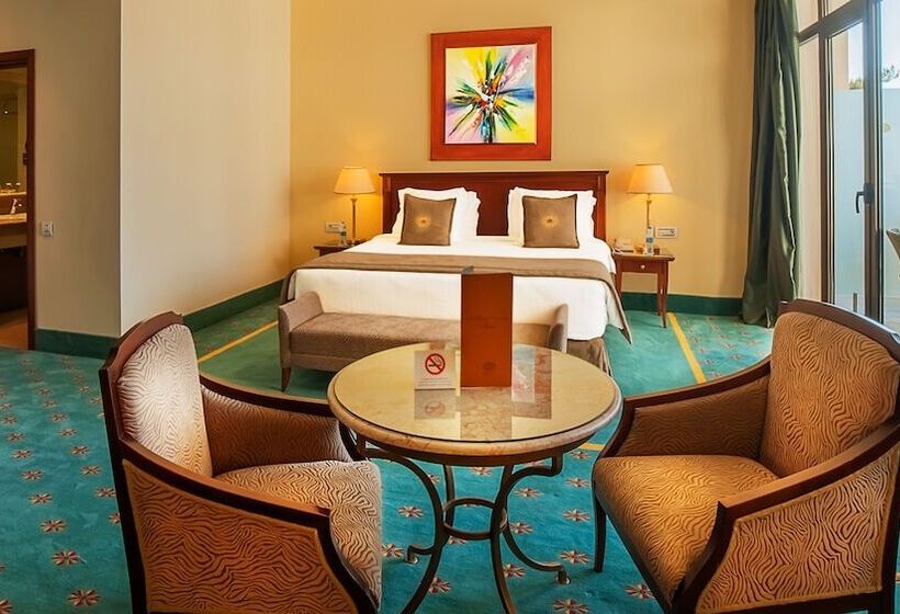 اتاق لوکس با چشم‌انداز دریا, Kobuleti Georgia Palace Hotel & Spa