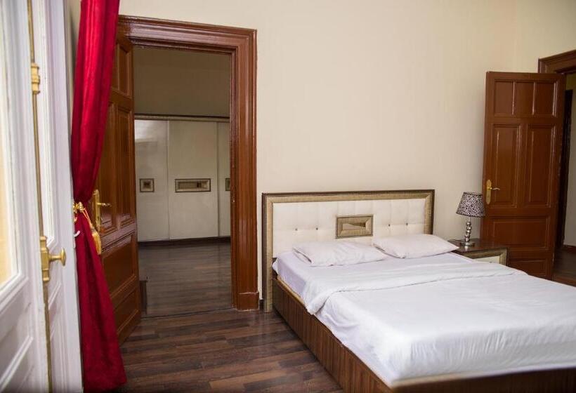 سوییت خانوادگی, Grand Royal Cairo