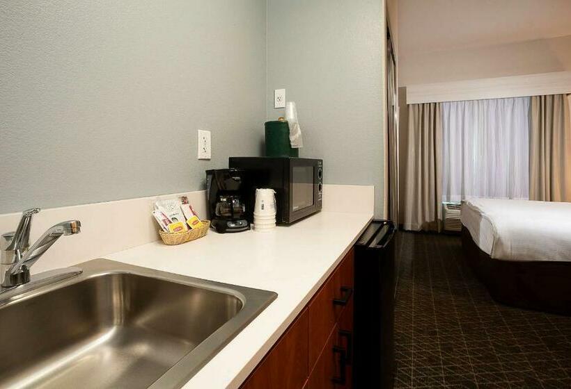 Suite Cama King, Hawthorn Suites By Wyndham Oakland  Alameda