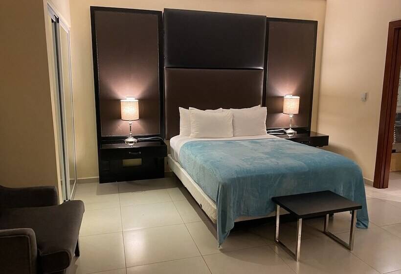 Standard Room Double Bed, Ramada Santo Domingo Princess