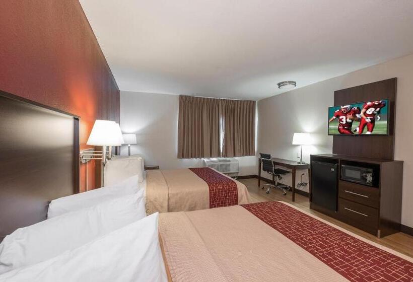 اتاق دلوکس مخصوص معلولین, Red Roof Inn Plus+ Poughkeepsie