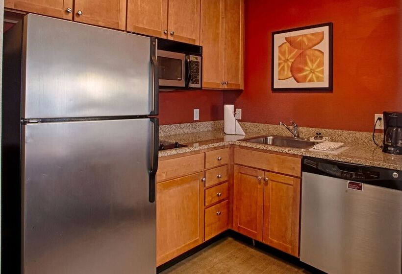 سوییت, Residence Inn Neptune At Gateway Center