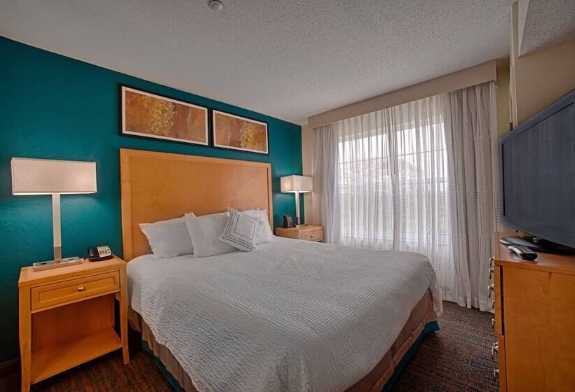 سوئیت 2 خوابه, Residence Inn Neptune At Gateway Center