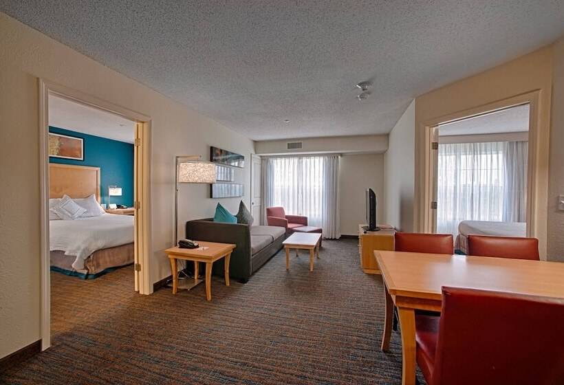 سوئیت 2 خوابه, Residence Inn Neptune At Gateway Center