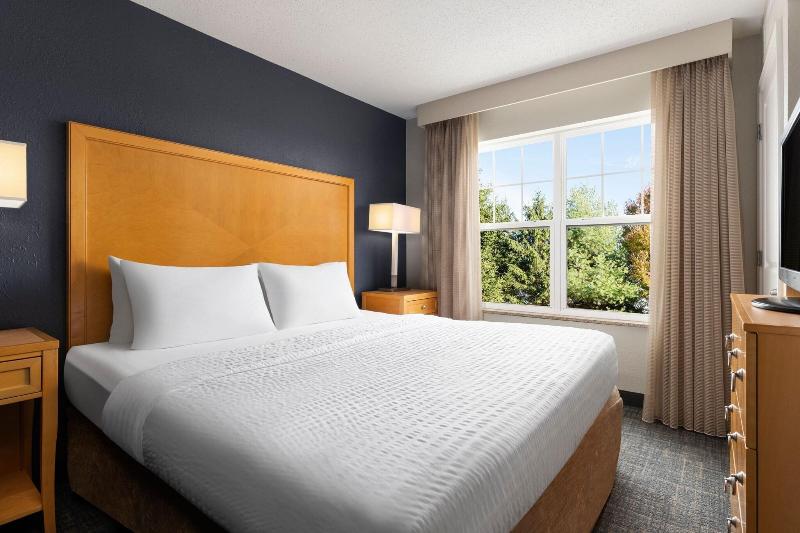 استودیو استاندارد با تخت کینگ, Residence Inn Neptune At Gateway Center