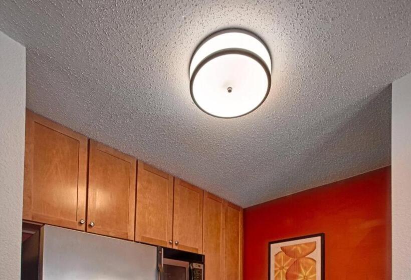 سوییت, Residence Inn Neptune At Gateway Center