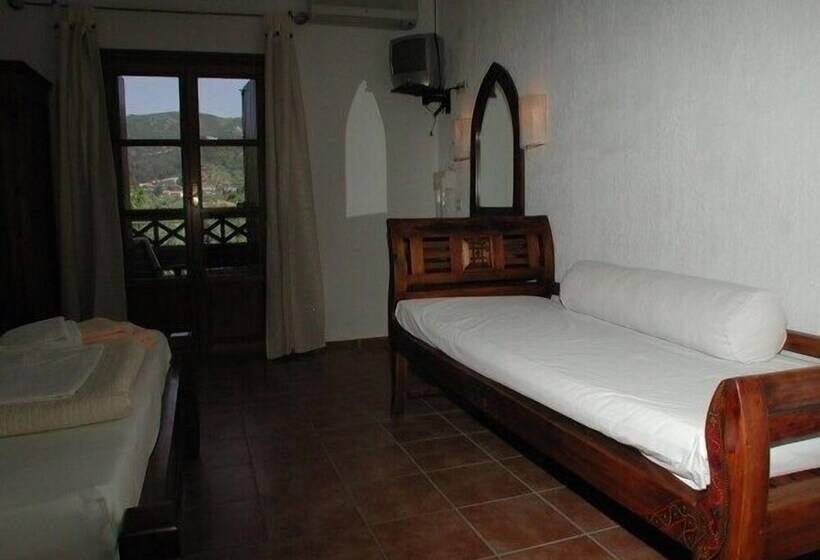 اتاق استاندارد با چشم‌انداز باغ, Sun Accommodation