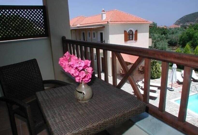 اتاق استاندارد با چشم‌انداز باغ, Sun Accommodation