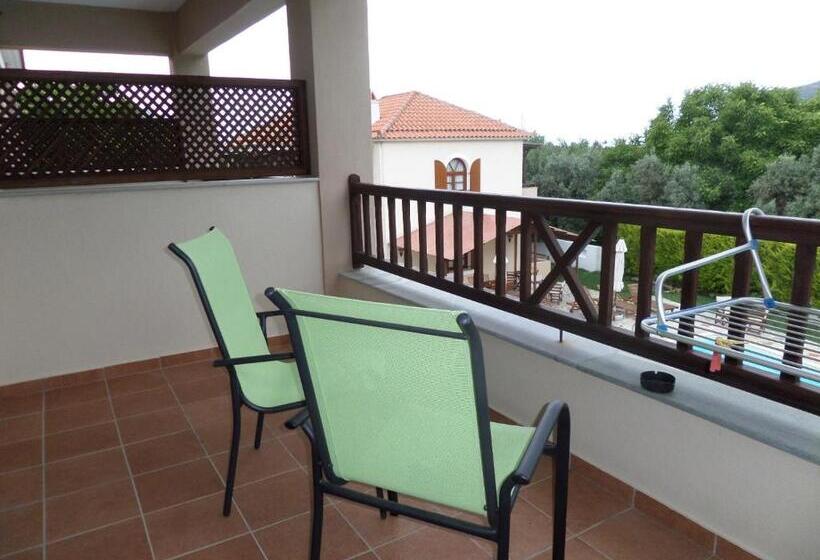 اتاق استاندارد با چشم‌انداز باغ, Sun Accommodation