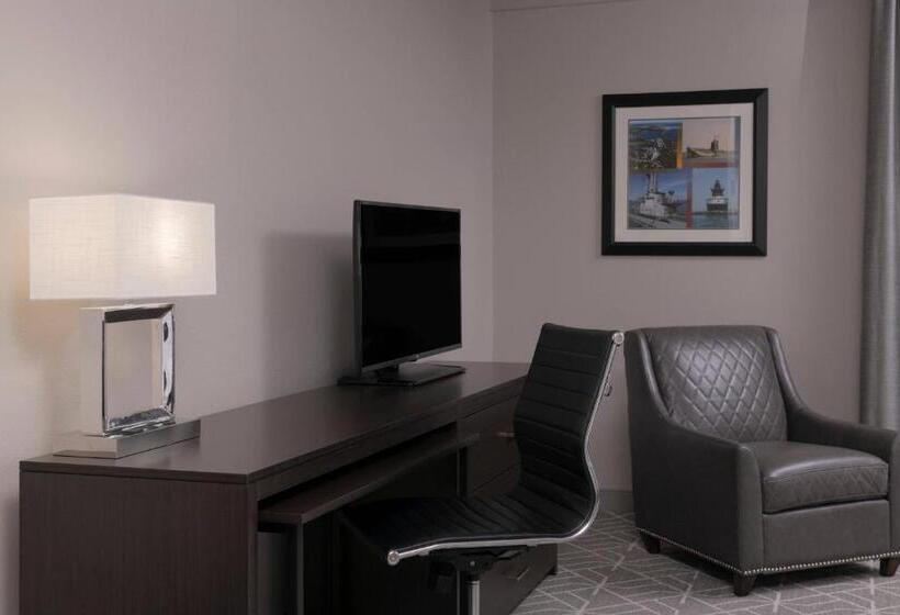 استودیوی استاندارد, Towneplace Suites Providence North Kingstown