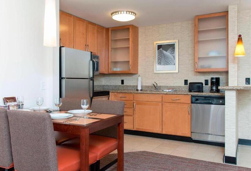 سوئیت 2 خوابه, Residence Inn Moline Quad Cities