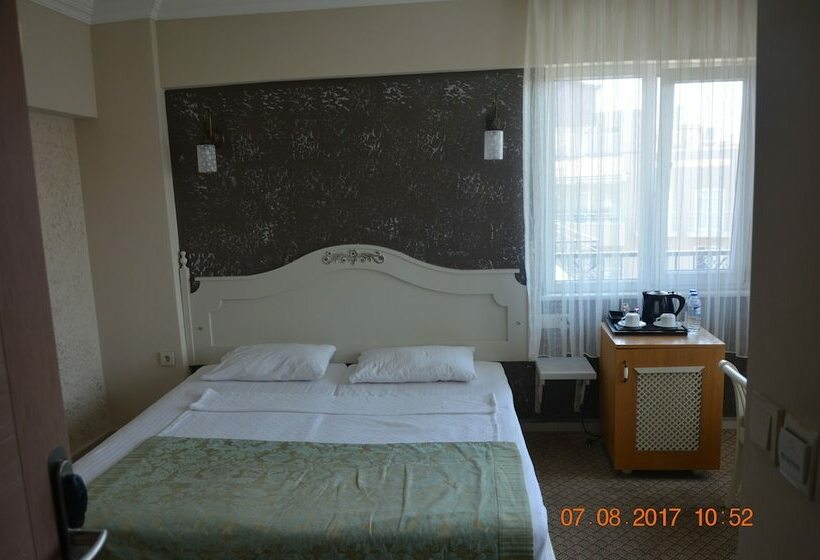 اتاق استاندارد, Sarıçay Rhodius Otel