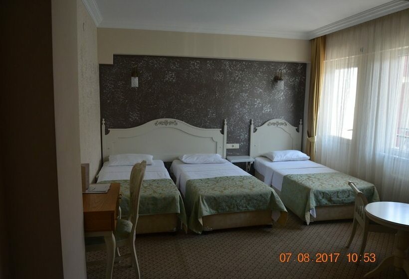 3-Bett-Standardzimmer, Sarıçay Rhodius Otel