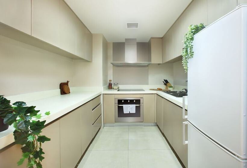 آپارتمان مدیریتی 2 خوابه, Somerset Heping Shenyang