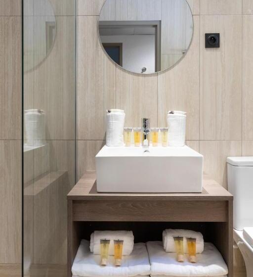 חדר סופריור לארבעה, Sowell Hotels L Olivier