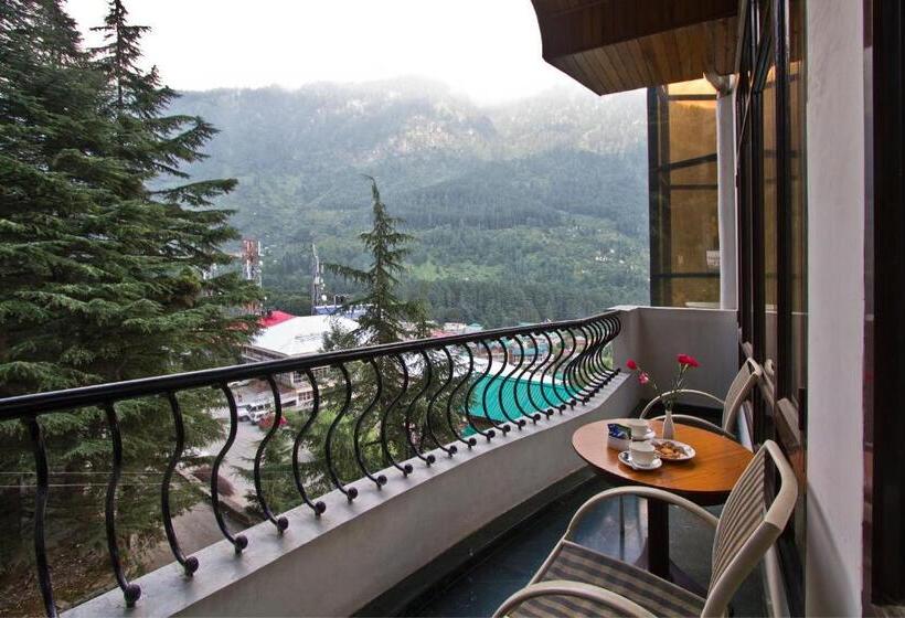 سوئیت با بالکن, Broadways Inn