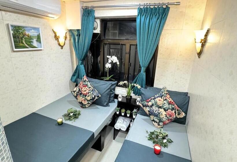 3 Bett Deluxe Zimmer, New Grand Guest House