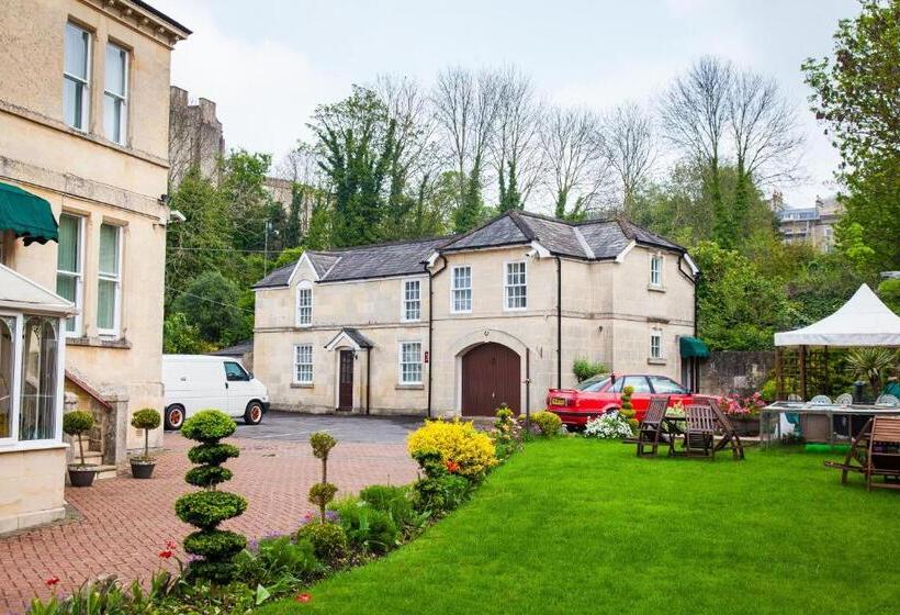 استودیوی استاندارد, Pulteney House