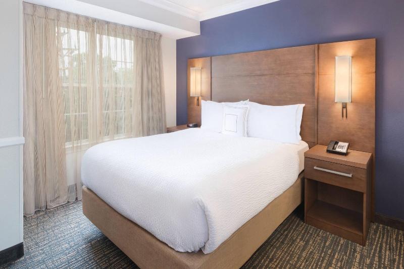 استودیوی سوپریور, Radisson Blu Hotel Liuzhou