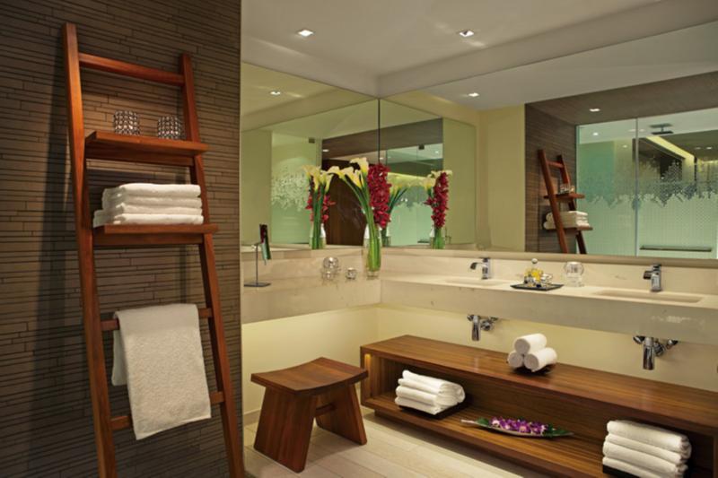Apartament Junior Suite Club z widokiem na morze, Secrets The Vine Cancun Resort & Spa  All Inclusive  Adults Only
