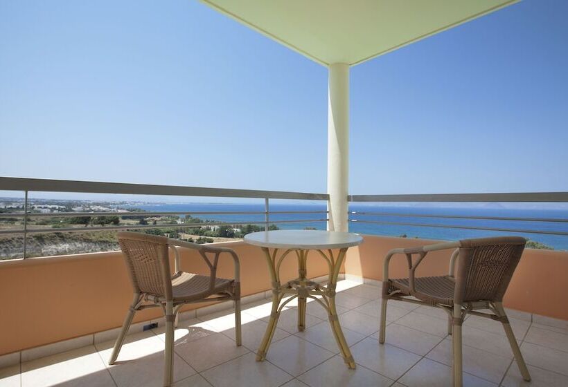 سوییت پرستیژ, Kipriotis Panorama Hotel & Suites