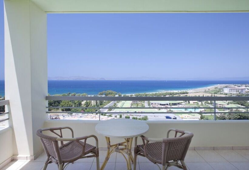 سوییت پرستیژ, Kipriotis Panorama Hotel & Suites
