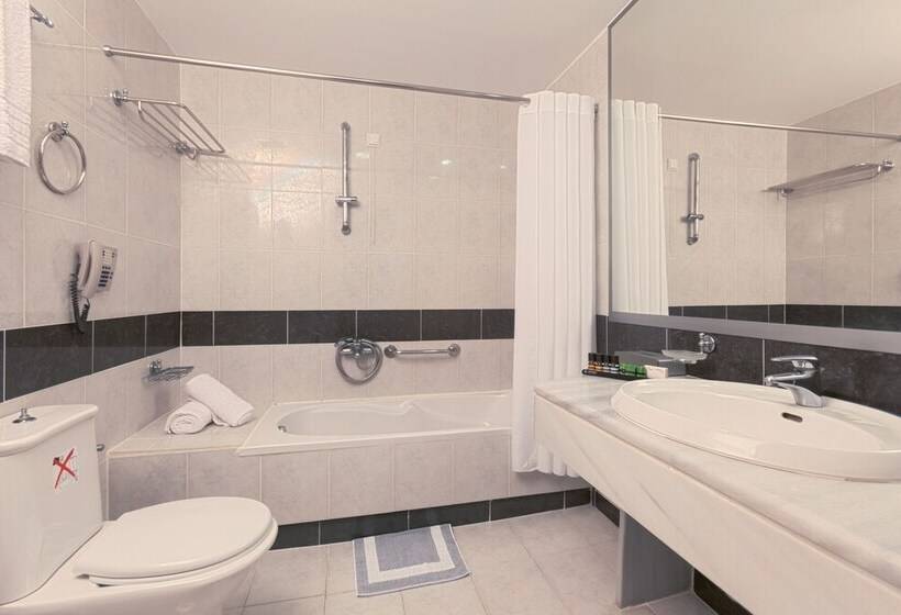 سوییت سوپریور, Kipriotis Panorama Hotel & Suites
