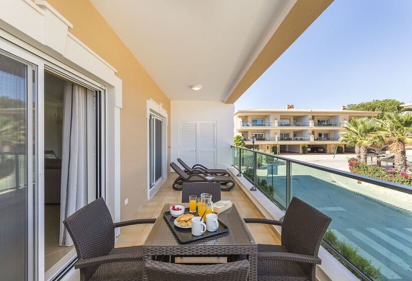 ویلا دلوکس 3 خوابه, Lakeside Country Club   Apartamentos Turísticos