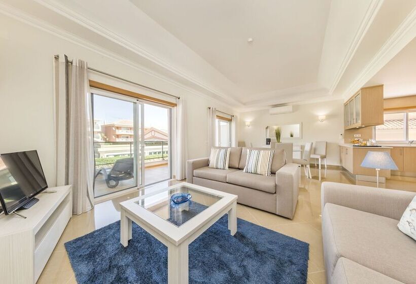 ویلا دلوکس 3 خوابه, Lakeside Country Club   Apartamentos Turísticos