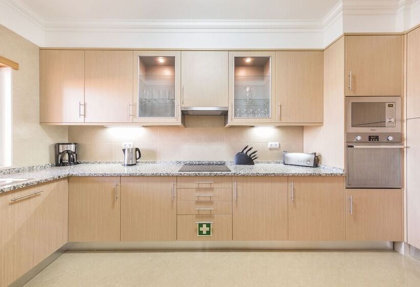 ویلا دلوکس 3 خوابه, Lakeside Country Club   Apartamentos Turísticos
