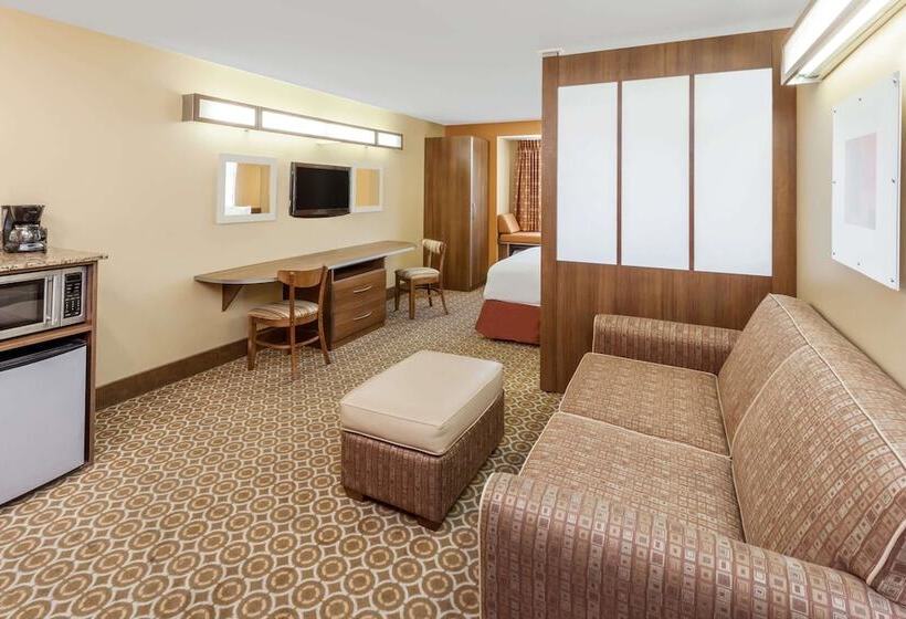 Estudio Deluxe, Microtel Inn & Suites By Wyndham South Bend/at Notre Dame