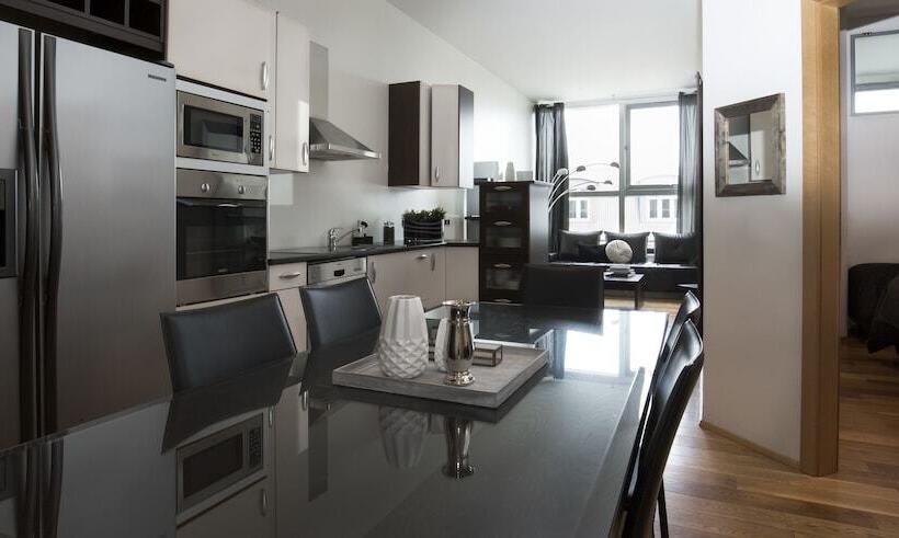 آپارتمان 2 خوابه, Máni Apartments