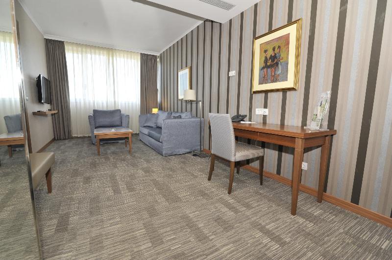 اتاق استاندارد با بالکن, Máni Apartments