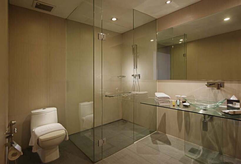 اتاق لوکس, Fm7 Resort Hotel   Jakarta Airport