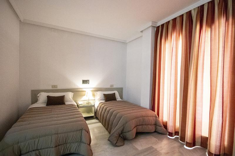 استودیوی استاندارد, Hospedium Hotel Apartamentos Simón Verde