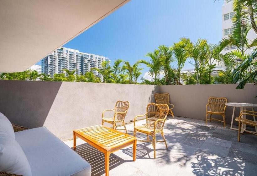 Junior Suite con Terraza, Boulan South Beach