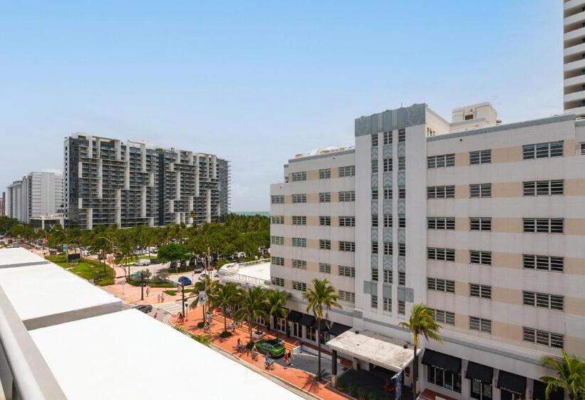 Penthouse Room, Boulan South Beach