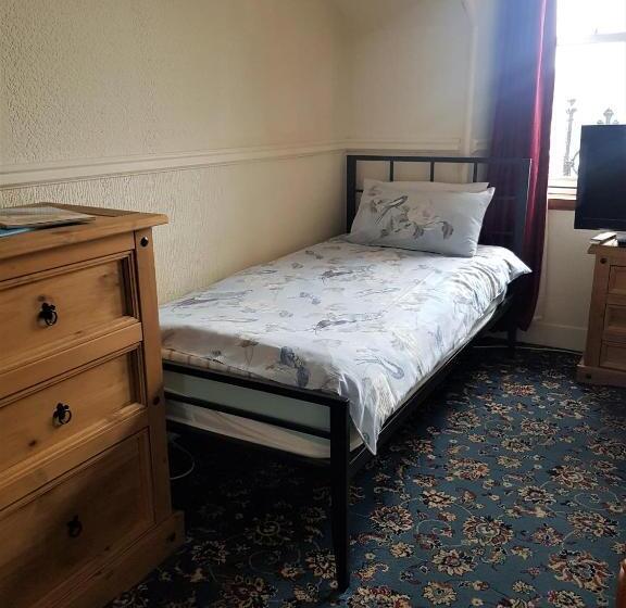 Triple Classic Room, Cedar Villa Guest House