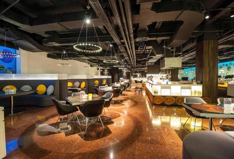 سوییت جونیور, Fm7 Resort Hotel   Jakarta Airport