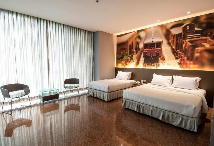 Premium Familiekamer, Fm7 Resort  Bandara Jakarta Airport