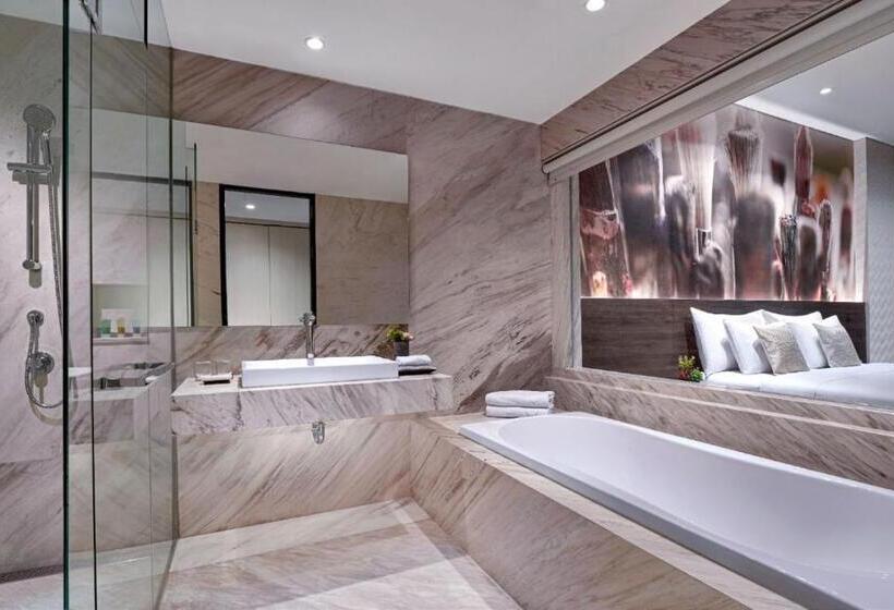 اتاق لوکس, Fm7 Resort Hotel   Jakarta Airport