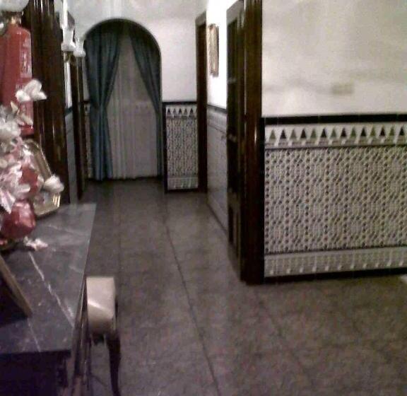 Standard Room, Hostal Medina