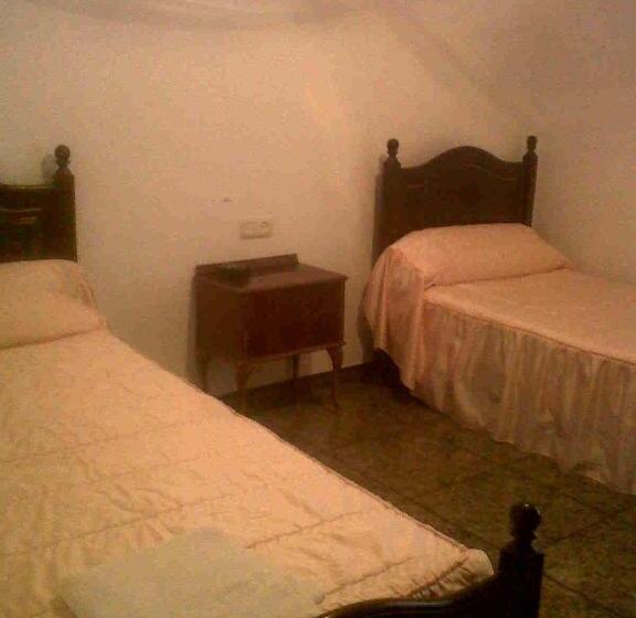 Standard Room, Hostal Medina